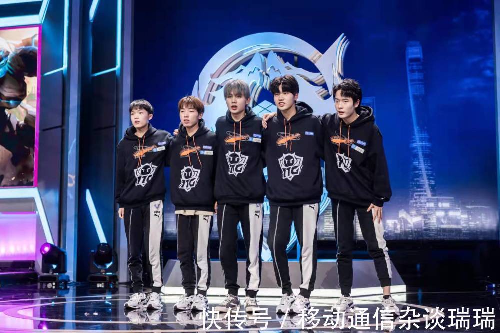 在棒球比赛 在棒球比赛